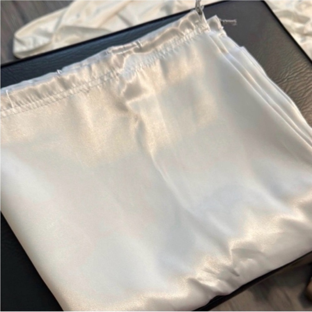 🙌🏼🙏🏼 1 of the most BEAUTIFUL dust bags ever